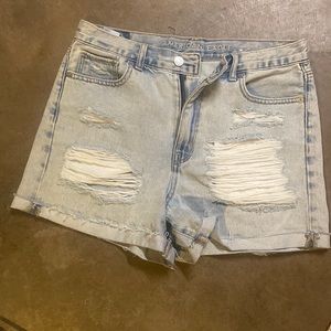 AE Mom Jean Shorts